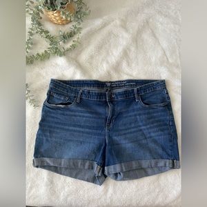 GAP Girlfriend Shorts